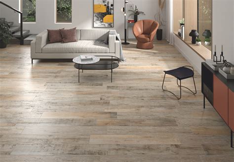 Porcelain tiles can be made to look like anything, meaning tile manufacturers can create wood looks that cannot be found in nature (fore example, purple or lime green wood planks) or duplicate the look of exotic woods without the high cost or environmental impact. Wood Look Porcelain Tile (con imágenes) | Rocas, Roble, Living