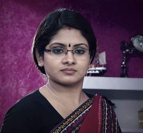 Image Result For Gayathri Arun Images Actress Photos Malayalam Actress Actresses