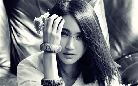 Wallpaper Wanita Satu Warna Model Asia Mode Emosi Orang Gadis