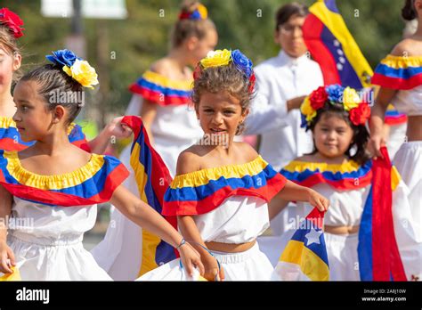 Dancing Child Folklore Fotografías E Imágenes De Alta Resolución Alamy