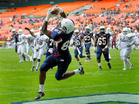 howard bison top morehouse tigers 35 17 in nation s classic at rfk stadium the washington post