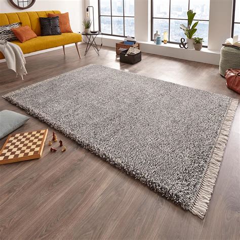 Es sich zuhause gemütlich zu machen und dort. Design Teppich Hochflor Aloe Grau Creme mit Fransen ...