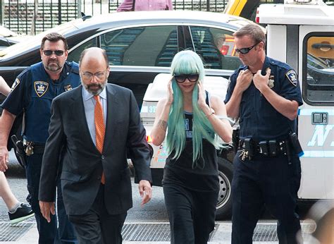 Amanda Bynes Put On Psychiatric Hold After Roaming Naked