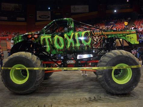 Pictures From The Amp Monster Truck Show At The Utica Aud Gallery