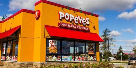 Georgia Woman Intentionally Crashes Vehicle Into Popeyes Over Missing Biscuits Dnyuz