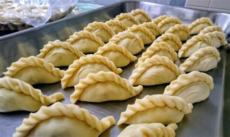 To learn how to serve curry puffs, keep reading! How to Make Curry Puffs (Air Fryer) - Jackie M