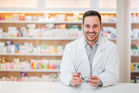 What Are The Benefits And Perks Of Becoming A Pharmacist