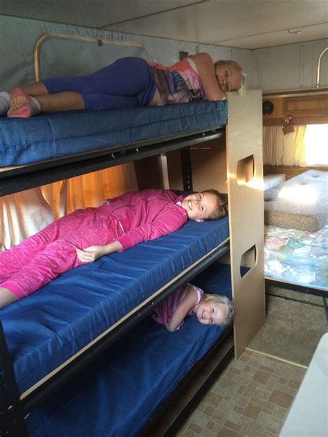 Diy Rv Bunk Beds How Fun And Exciting Rv Bunk Beds In Small Bedroom