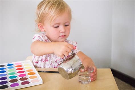 20 Montessori Ways To Play With Water