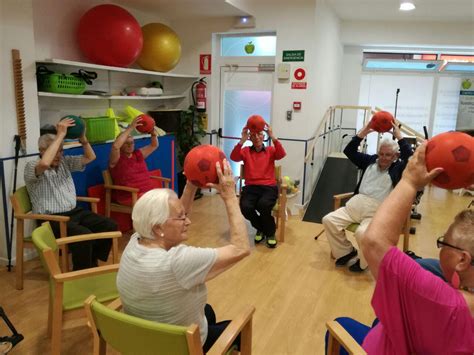 ¿qué Actividades Se Realizan En Un Centro De Día