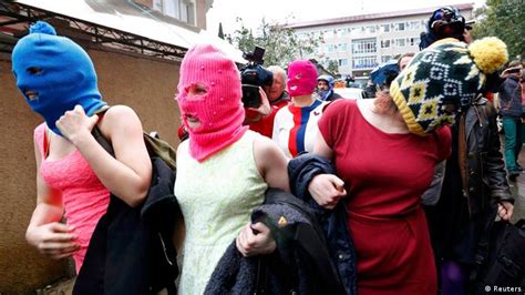 Russia Fines Pussy Riot Activists For Hanging Pride Flags On Putin′s