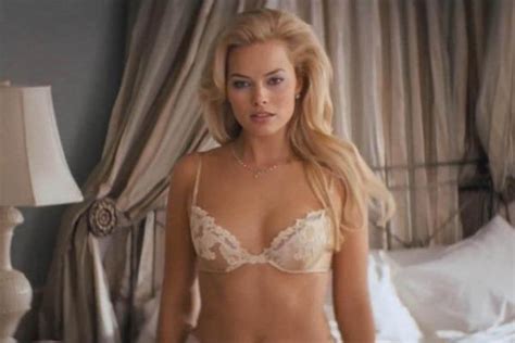 33 Ridiculously Sexy Margot Robbie Pictures
