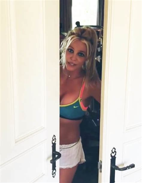 Britney Spears Perfume Eclipsed By Toxic Songstress Skimpy Sportswear Daily Star