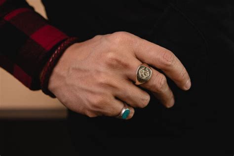Mens Signet Rings A Stand Out Piece With Tons Of Style · Effortless Gent
