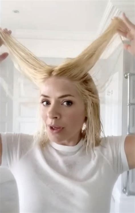 Holly Willoughby Proves She Dyes Her Own Hair With Box Dye In At Home Tutorial During Heart