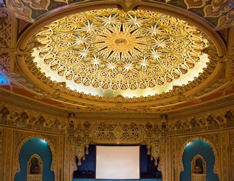 Art Installation Reclaims Alhambra Theater For One Night