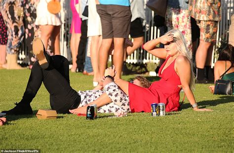 Perth Crowds Rip Into Melbourne Cup Day After Closing Their Borders To The Rest Of Australia