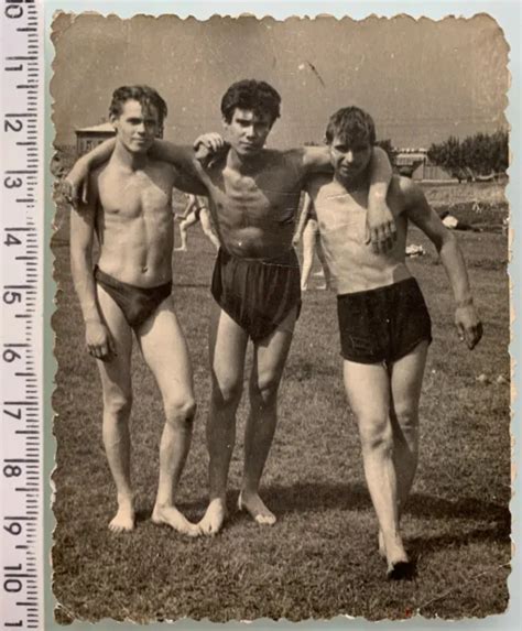 shirtless men beefcake affectionate guys bulge trunks gay interest vintage photo eur 88 15
