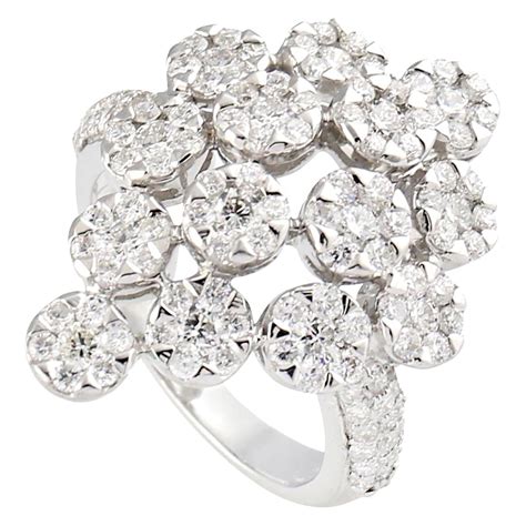 18 karat white gold diamond ring for sale at 1stdibs