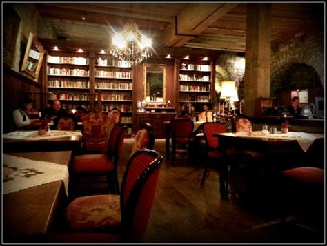 I ristoranti facilmente raggiungibili includono galerie. Hotel Gotisches Haus Cafe, Rothenburg - Restaurant ...
