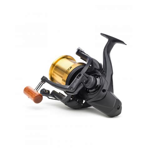 Navij K Daiwa Emblem Scw Qd Ot