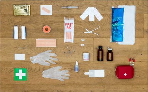 What are 10 items in a first aid kit that you must include - Camping Goals