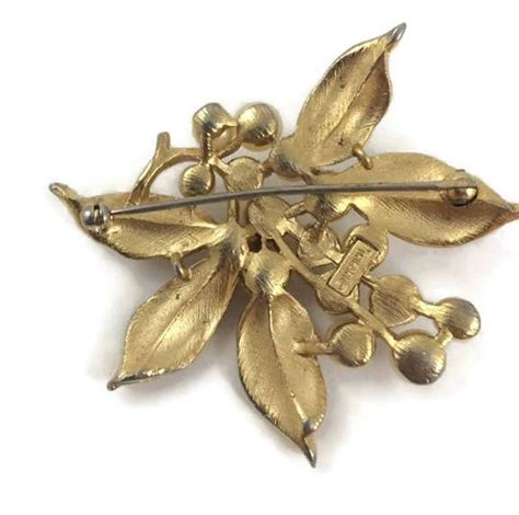 Vintage Crown Trifari Gold Tone Leaf Brooch Pin With Faux Etsy