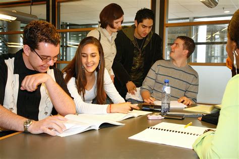 10 Reasons Why You Should Form A Study Group Florida National University