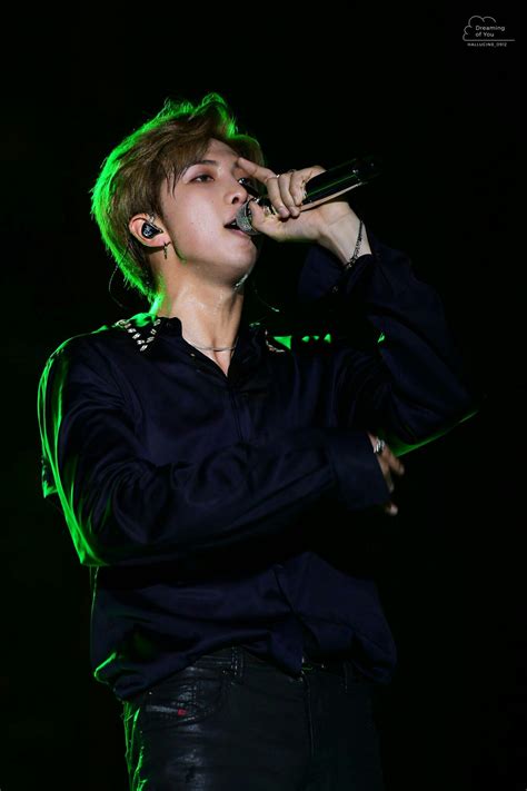Pentru cei interesați să vizioneze concertul am găsit și o. Lotte Family Concert 2018 | Namjoon, Bts rap monster, Bts ...