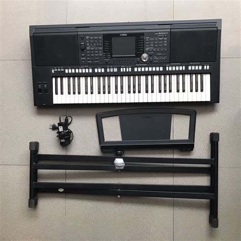 Yamaha PSR-S950 61- Key Arranger Digital Workstation