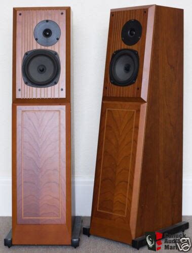 Rega Ela Mkii Floorstanding Speakers Like New 499 Photo 184187