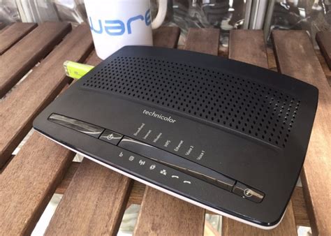 Click the manual entry of port maps radio button. Router MEO - Como mudar o nome da rede sem fios? - Pplware