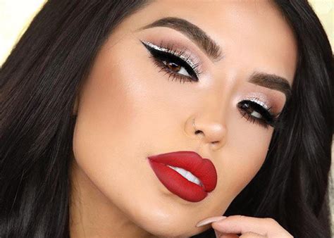 7 Red Lipstick Makeup Looks For Every Day Of The Week Fashionisers©