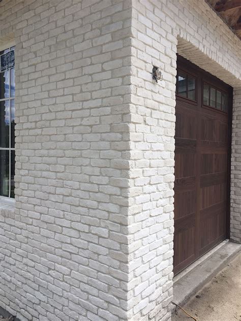 20 White Brick Veneer House