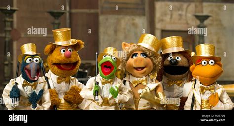 Muppets Most Wanted L R Lours Fozzie Gonzo Kermit La Grenouille