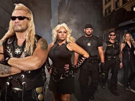 Dog The Bounty Hunter And Crew Dog The Bounty Hunter Bounty Hunter