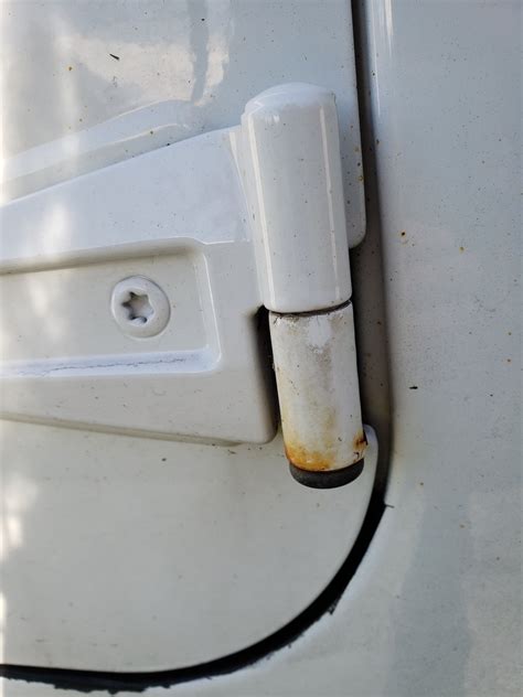 Rust on door hinge | Jeep Wrangler Forum