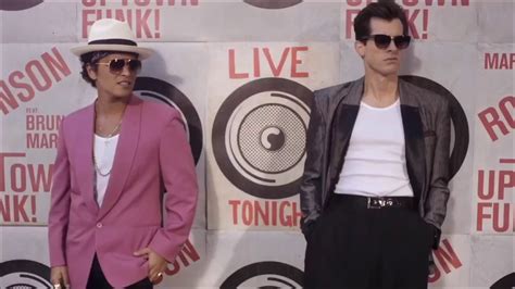 Mark Ronson Uptown Funk Official Video Ft Bruno Mars Remix Most Watched Video Gymusic