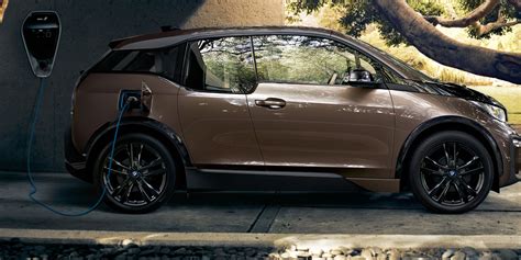 Bmw i3 features and specs at car and driver. 2019 - BMW - i3 - Vehicles on Display | Chicago Auto Show