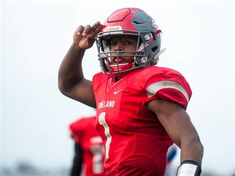 Football Vinelands Isaih Pacheco Commits To Rutgers