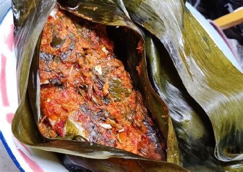 Pepes daun singkong ikan tongkol bunda sedang mencari inspirasi resep 649. Pepes Pindang Deles » Budaya Indonesia