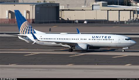 N73259 Boeing 737 824 United Airlines Sebastian Thiel Jetphotos