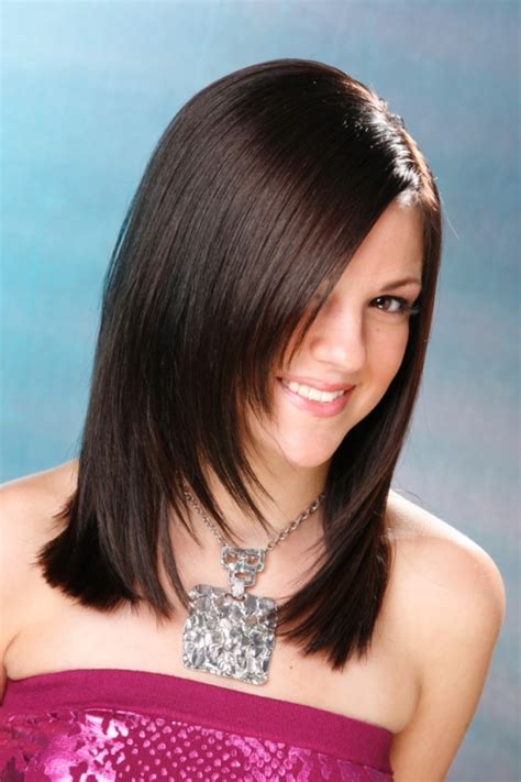 Medium Layered Haircuts|