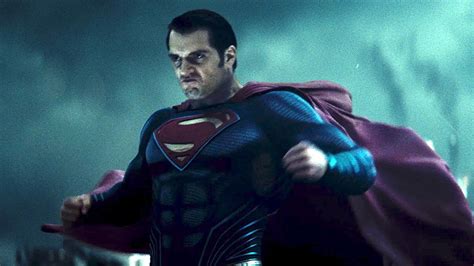 Convinced that superman is now a threat to humanity, batman embarks on a personal vendetta to end his reign on earth, while the conniving news & interviews for batman v superman: Analyzing The Batman vs Superman Fight And Its Easter Eggs (Spoilers)