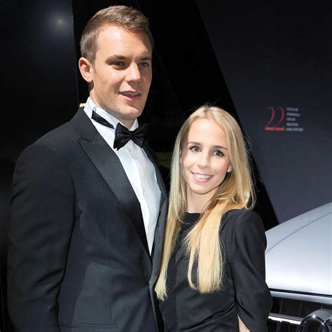 Jun 24, 2021 · felix von jascheroff ist nach der trennung von ehefrau bianca wieder glücklich liiert. Manuel Neuer hat seine Freundin Nina Weiss geheiratet ...