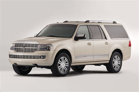 2013 Lincoln Navigator L Review Ratings Specs Prices And Photos