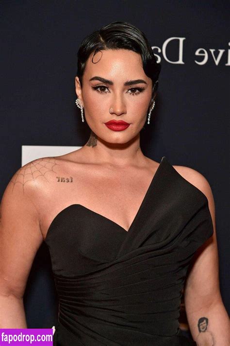 Demi Lovato Ddlovato Leaked Nude Photo From Onlyfans And Patreon