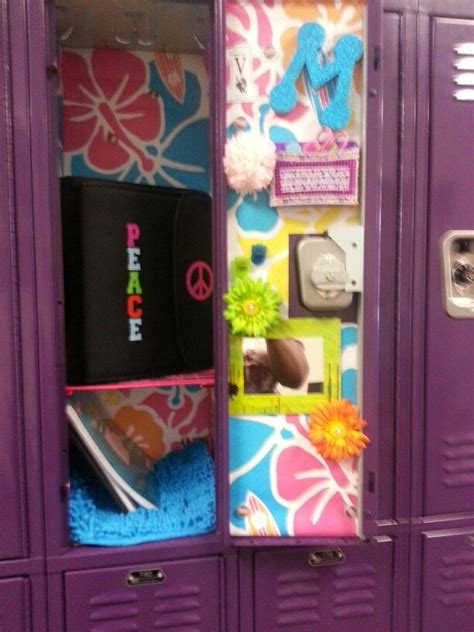 Cool Locker Decor But When Do You Have The Time To Do This Locker