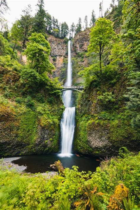 Portland Oregon Usa 06122019 Multnomah Falls Is The Most Visited