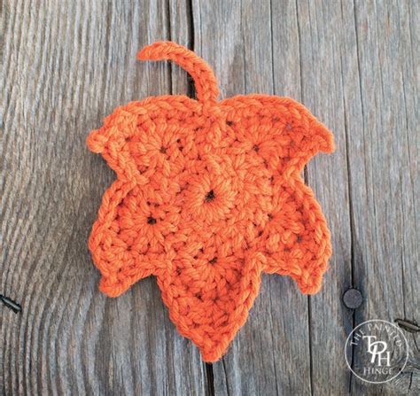 Fall Maple Leaves Free Crochet Pattern With Images Crochet Leaf